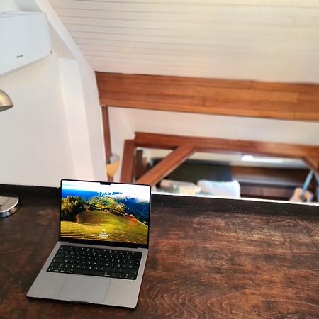 Old Town Cabin Apartment Zagabria Esterno foto
